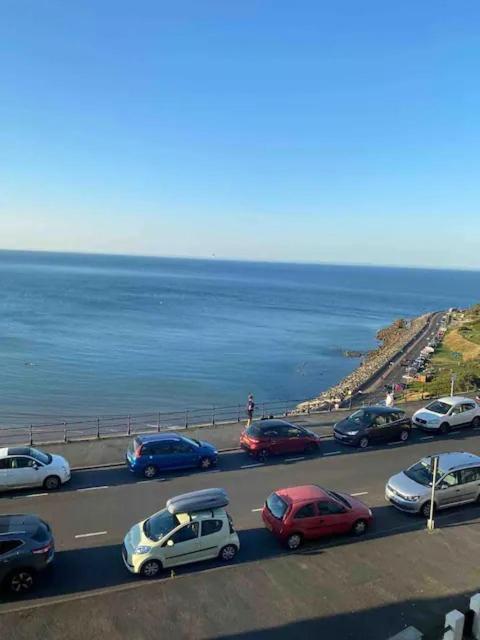 Apartment Stunning Sea View 2 Bedroom Flat In