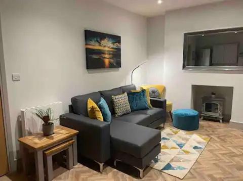Stunning Sea View 2 Bedroom Flat In Apartment Scarborough